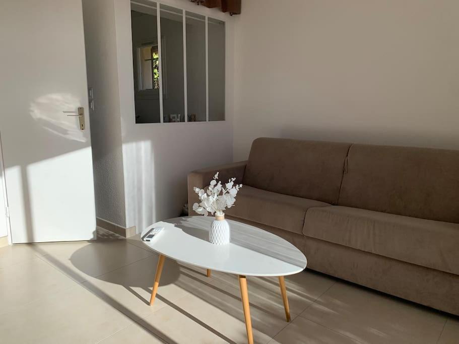 Maisonnette Dans Belle Residence Saint-Vallier-de-Thiey Exteriér fotografie
